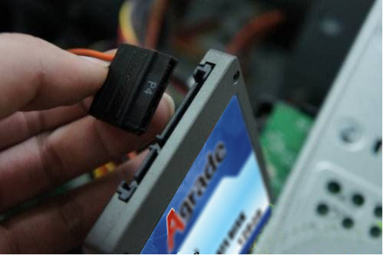 SSD尾部相應的接口